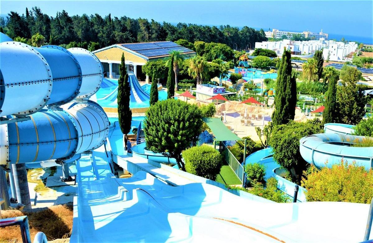 King'S Palace Apartment Пафос Екстериор снимка