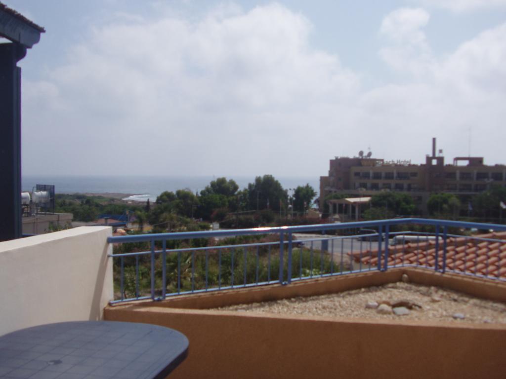 King'S Palace Apartment Пафос Стая снимка
